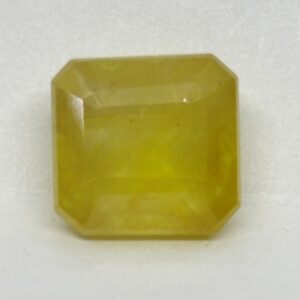 YELLOW SAPPHIRE (PUKHRAJ)